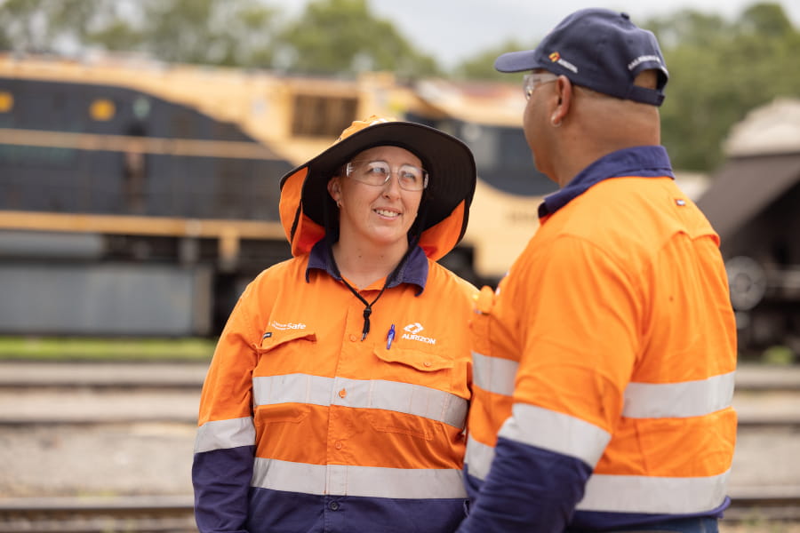aurizon-train-drivers-conversation-wa
