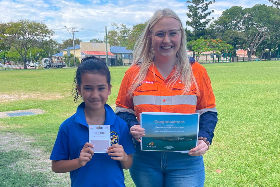 crane-naming-winner-cert-presentation-gladstone