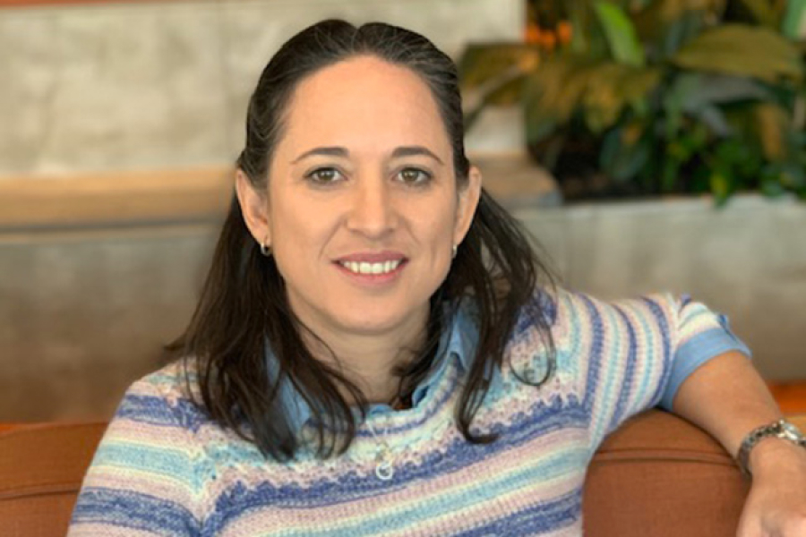 kelli-harvey-profile-corporate