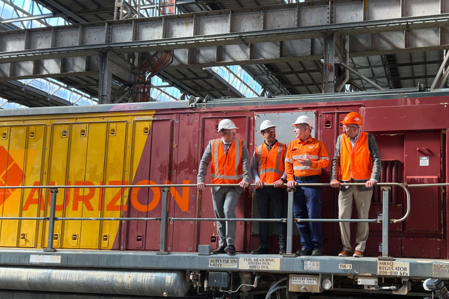 battery-electric-loco-progress-rail-media-event