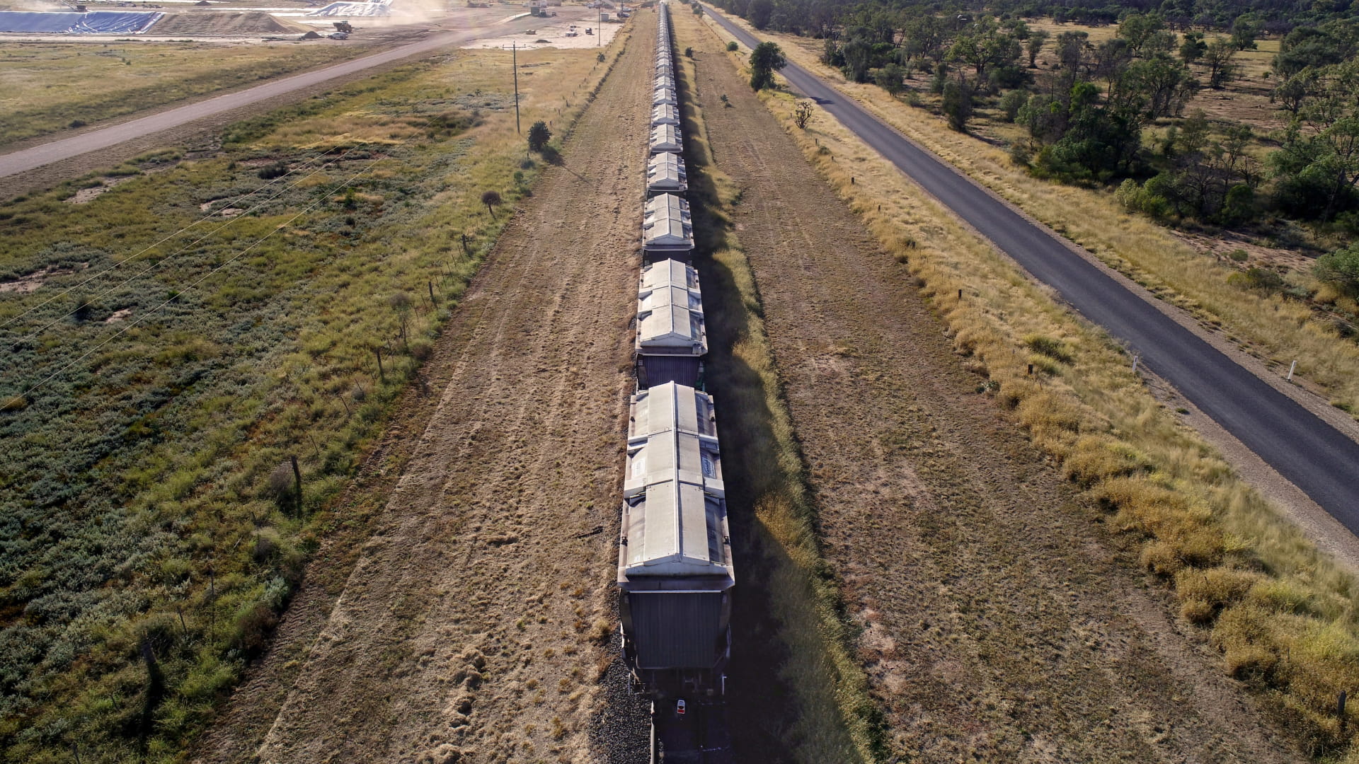 aurizon-grain-train-loading